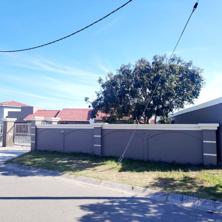 3 Bedroom Property for Sale in Haven Hills Eastern Cape
